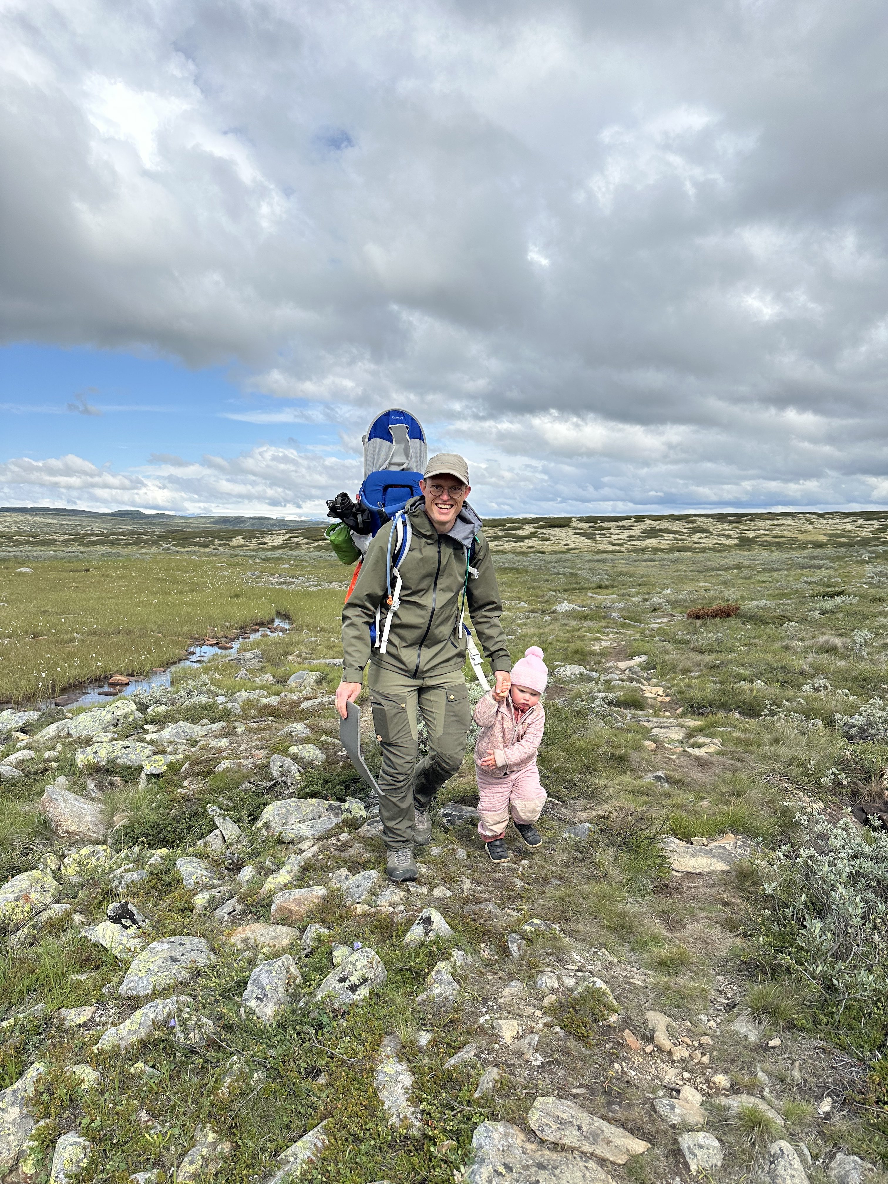 8eb85d8f-de3b-4568-a18c-1945fe36dfff